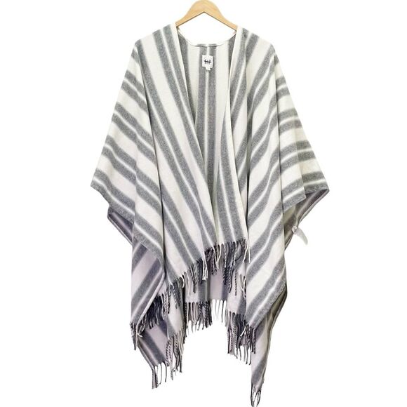 GAP Boho Fringed Poncho Cream & Gray Striped Wool Blend Oversized Size XS/S | OS - Picture 5 of 15
